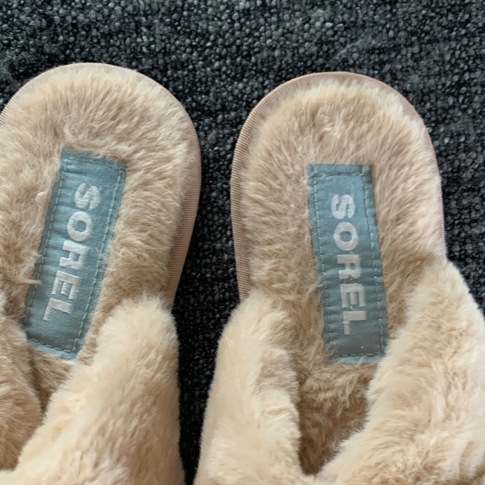 Sorel Women's Cozy Cream Slippers - Picture 3 of 12